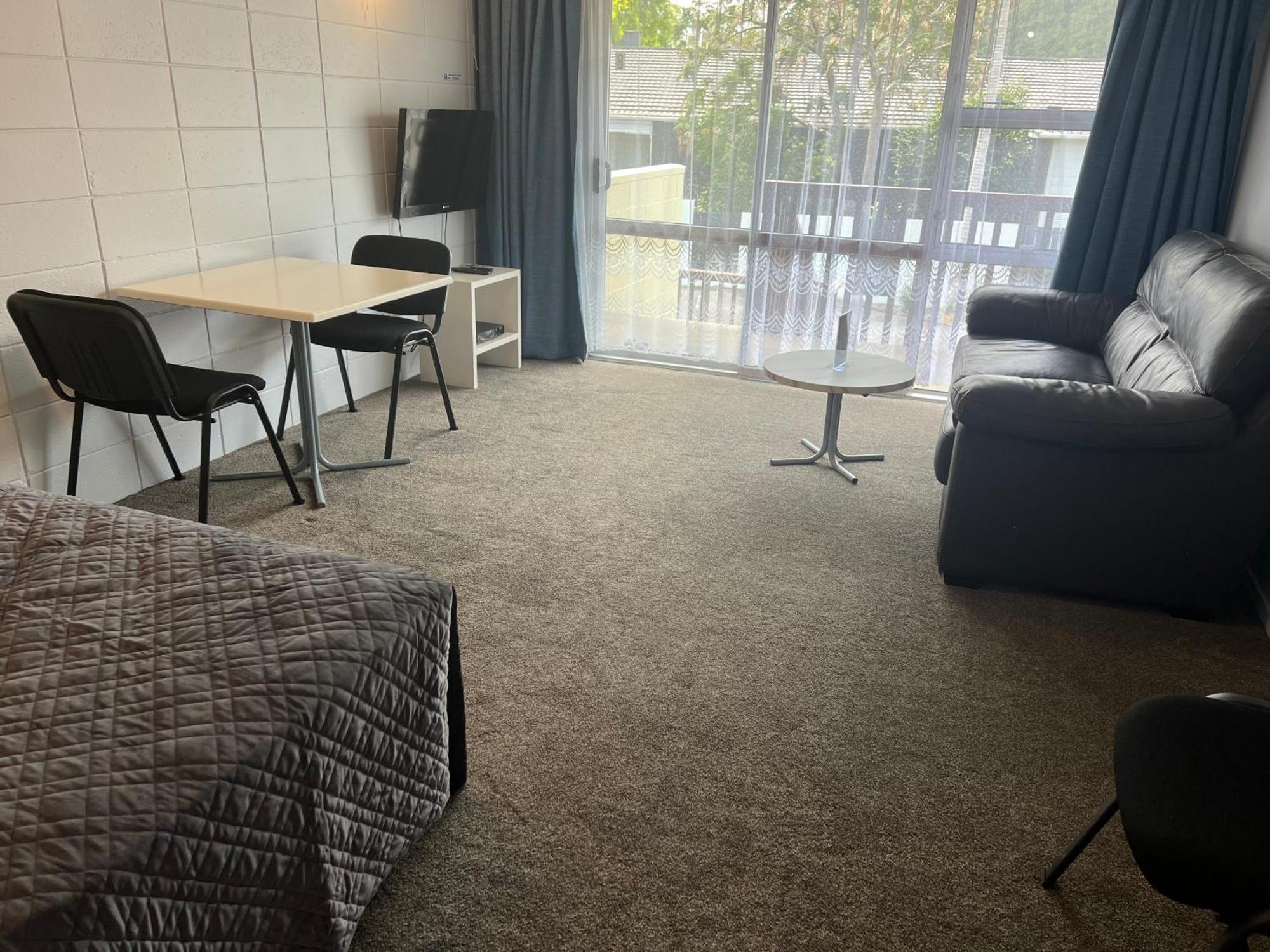 Aaron Court Motel Whangarei Ngoại thất bức ảnh