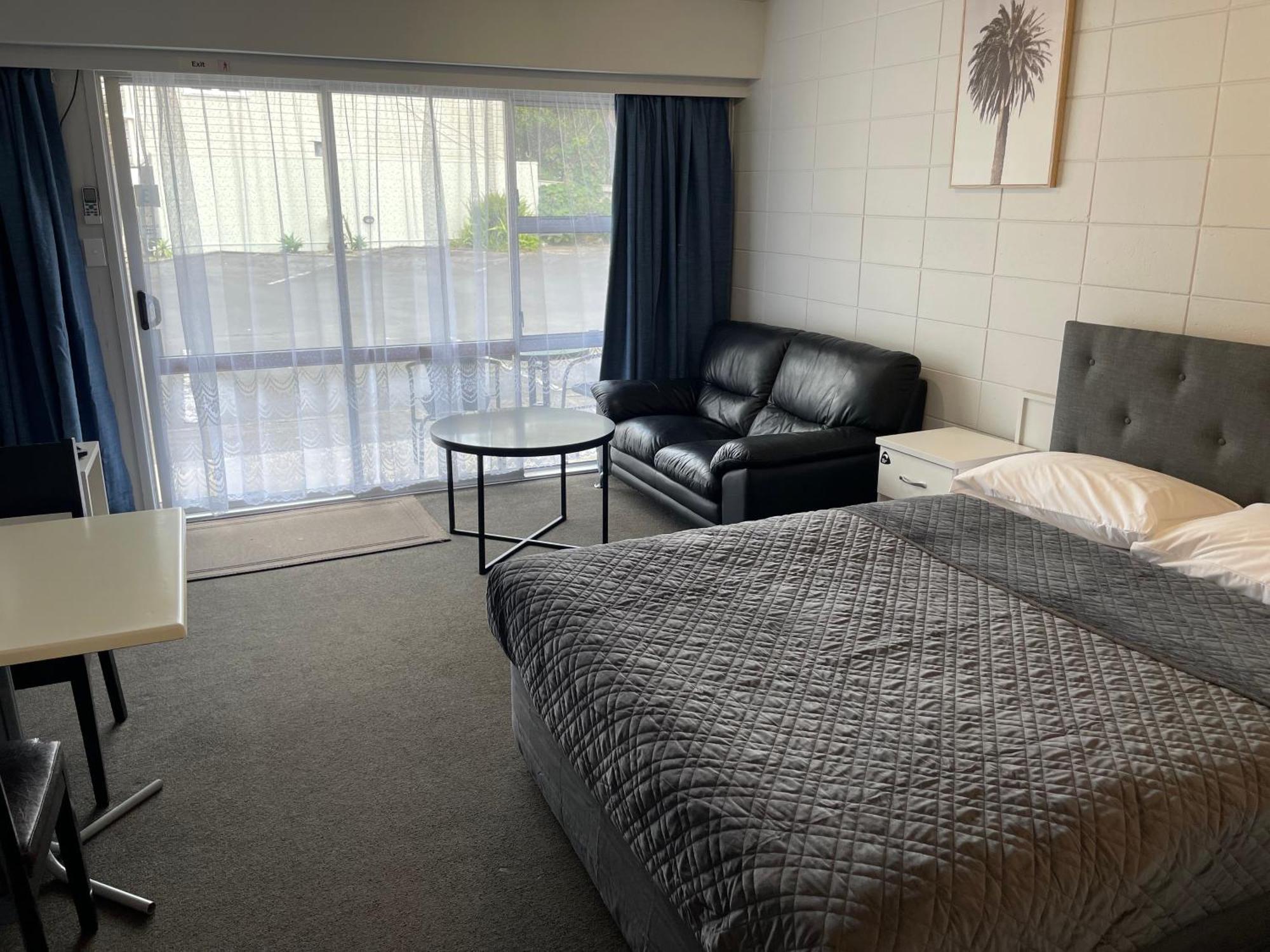 Aaron Court Motel Whangarei Ngoại thất bức ảnh